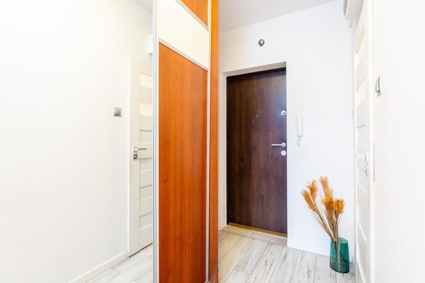 Avocado Apartment 2 Rooms In The City Center Varsó Kültér fotó